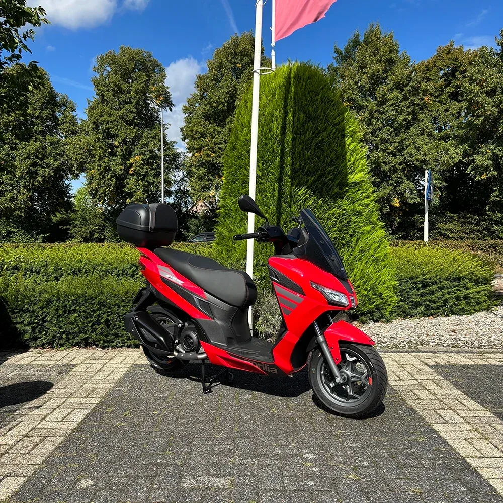 Aprilia SXR 50 (2026) — foto 1