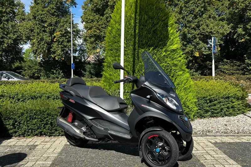 Piaggio MP3 500 (2021)