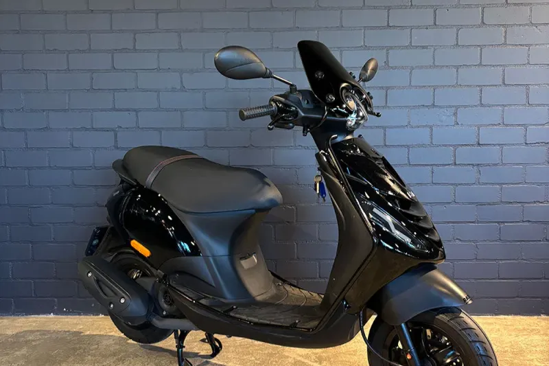 Piaggio Zip (2022)
