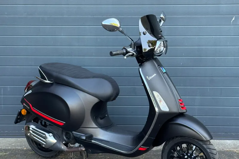 Vespa Sprint (2023)