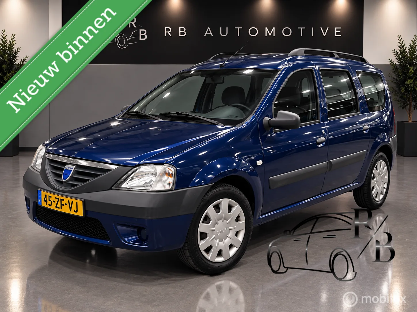 Dacia Logan MCV (2008) — foto 1