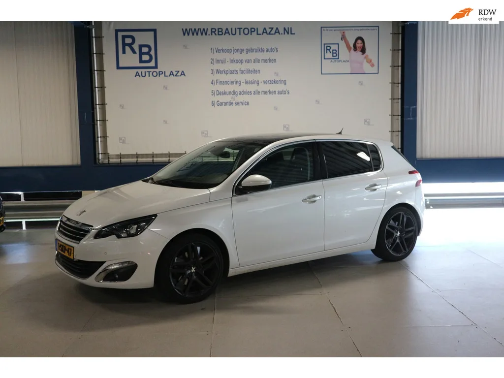Peugeot 308 (2013) — foto 1