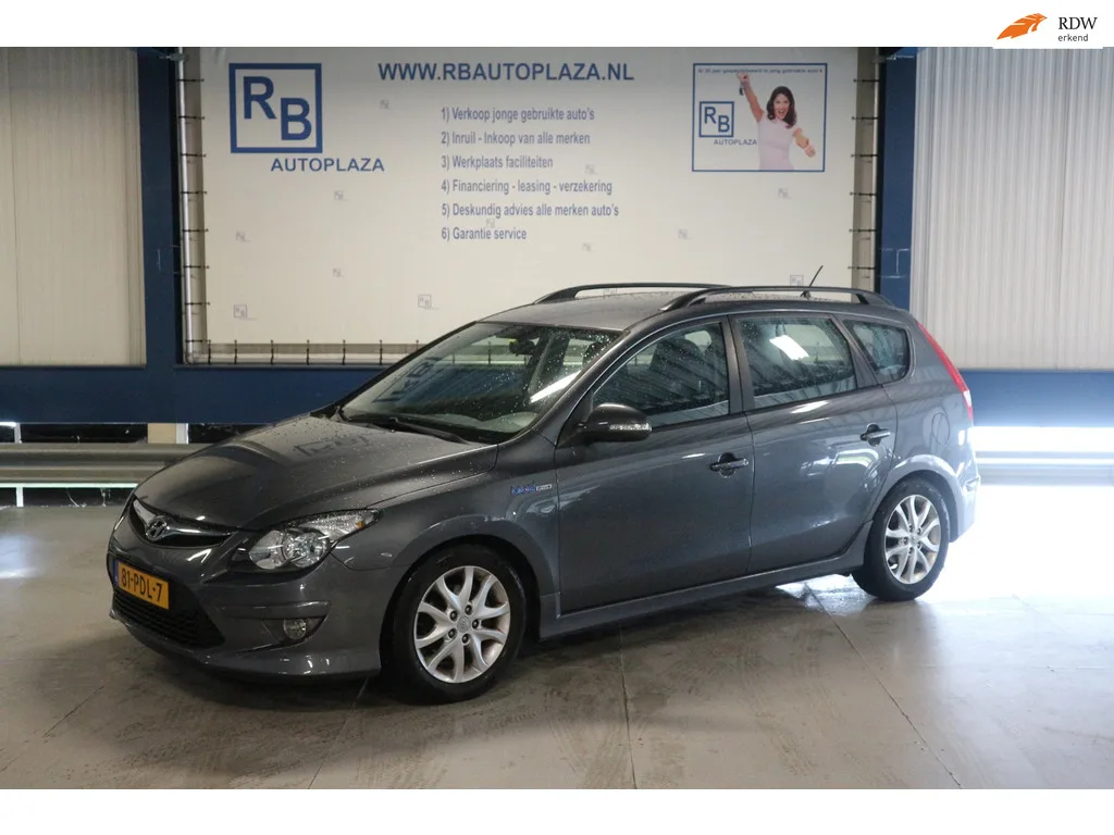 Hyundai i30 (2011) — foto 1