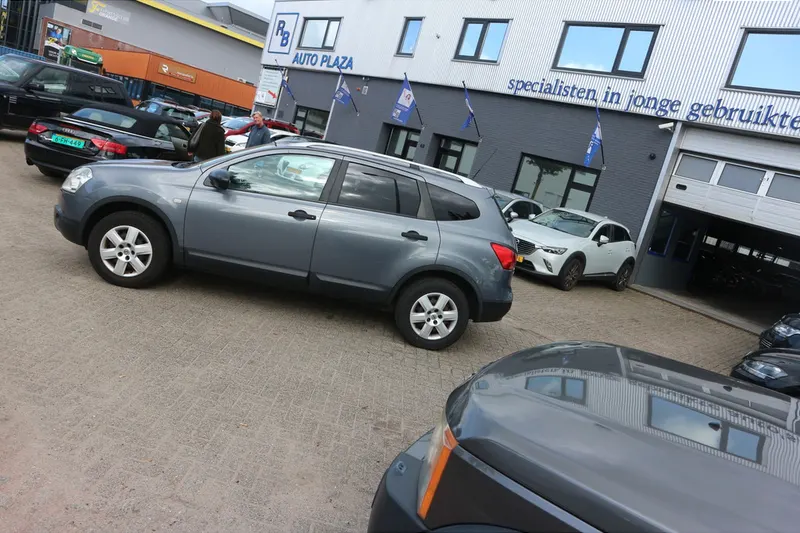 Nissan QASHQAI+2 (2009)