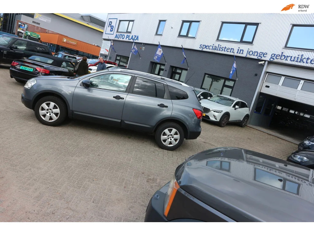 Nissan Qashqai+2 (2009) — foto 1