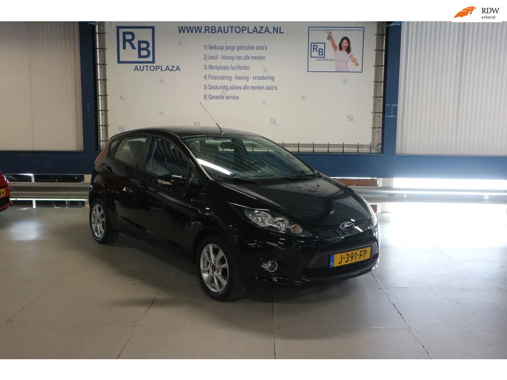 Ford Fiesta (2012) — foto 1