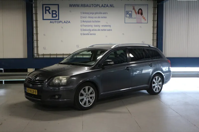 Toyota Avensis (2009)