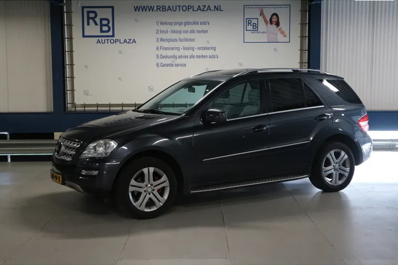 Mercedes-Benz M-Klasse (2010)
