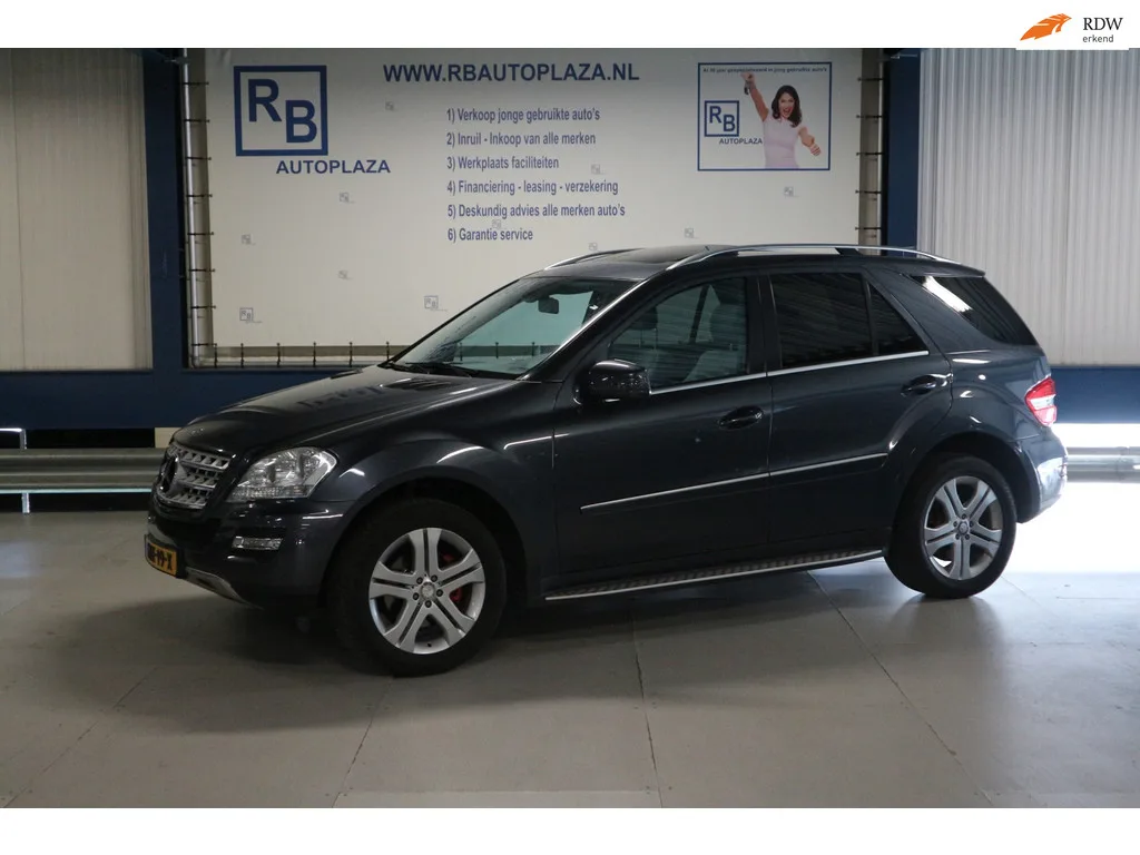 Mercedes-Benz M-Klasse (2010) — foto 1