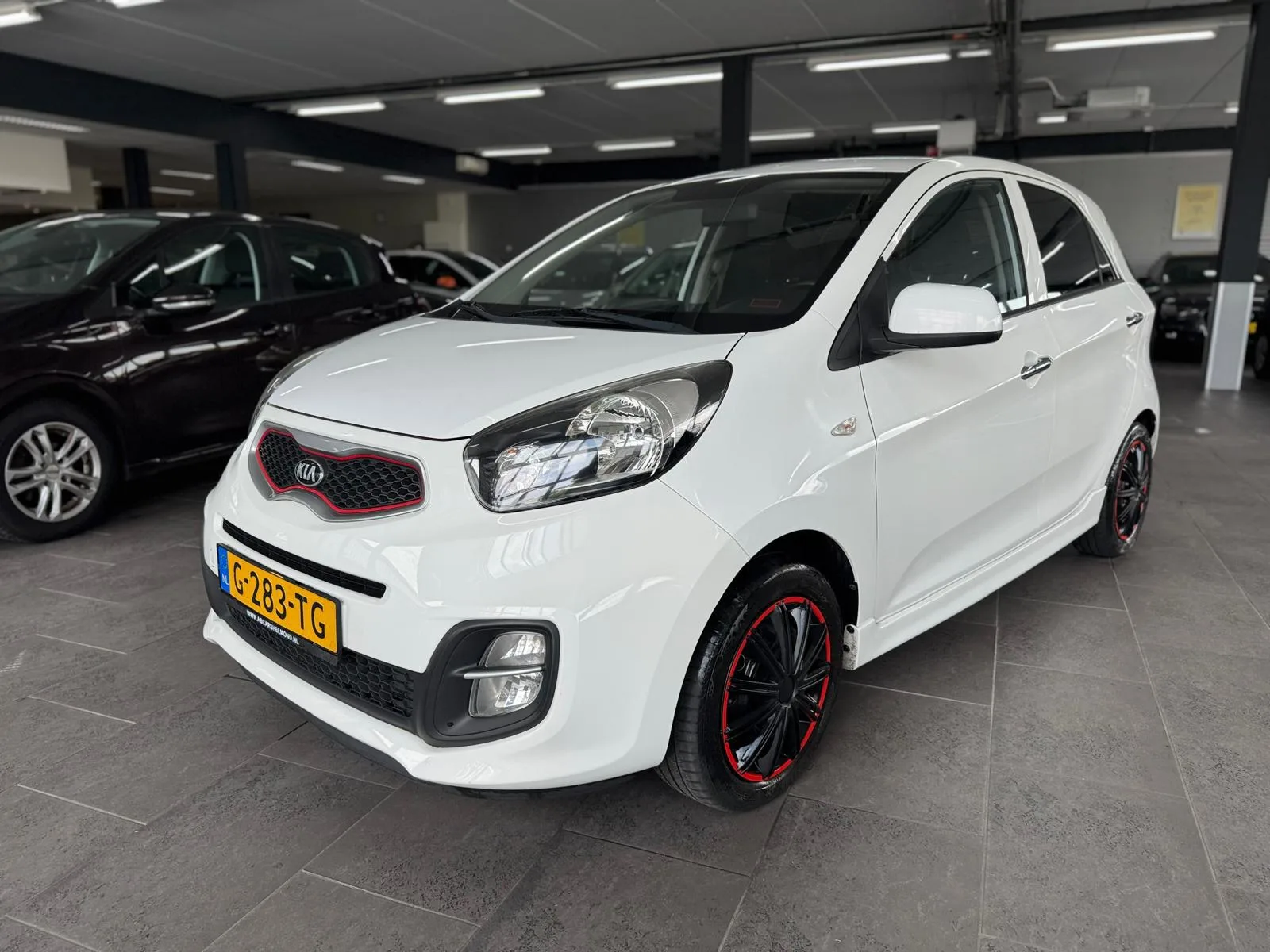 Kia Picanto (2014) — foto 1