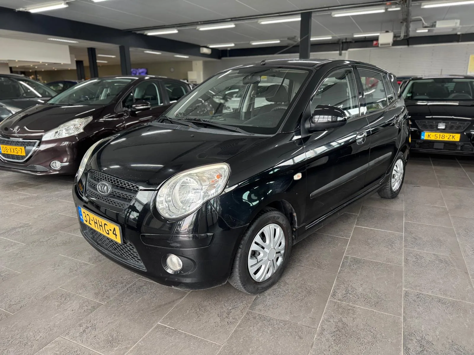 Kia Picanto (2008) — foto 1