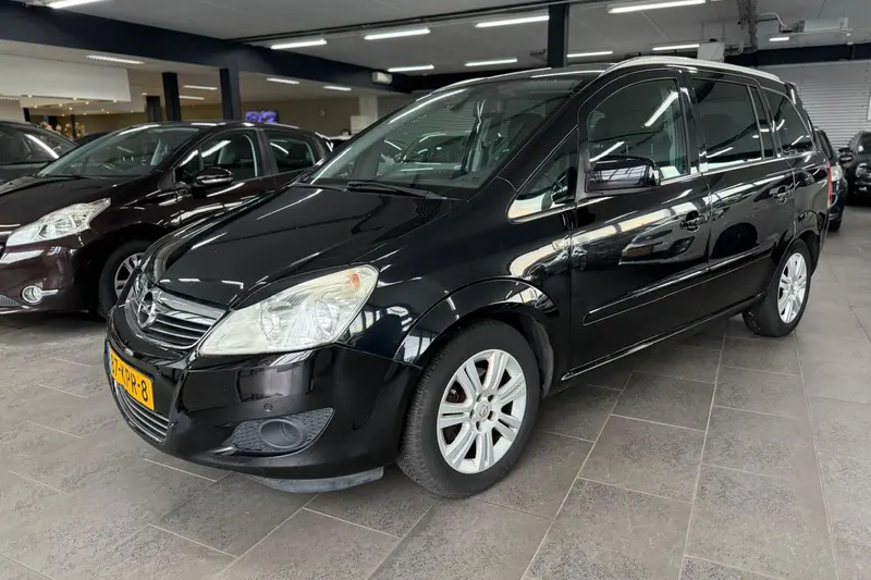 Opel Zafira (2010)