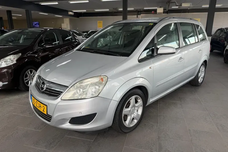 Opel Zafira (2008)
