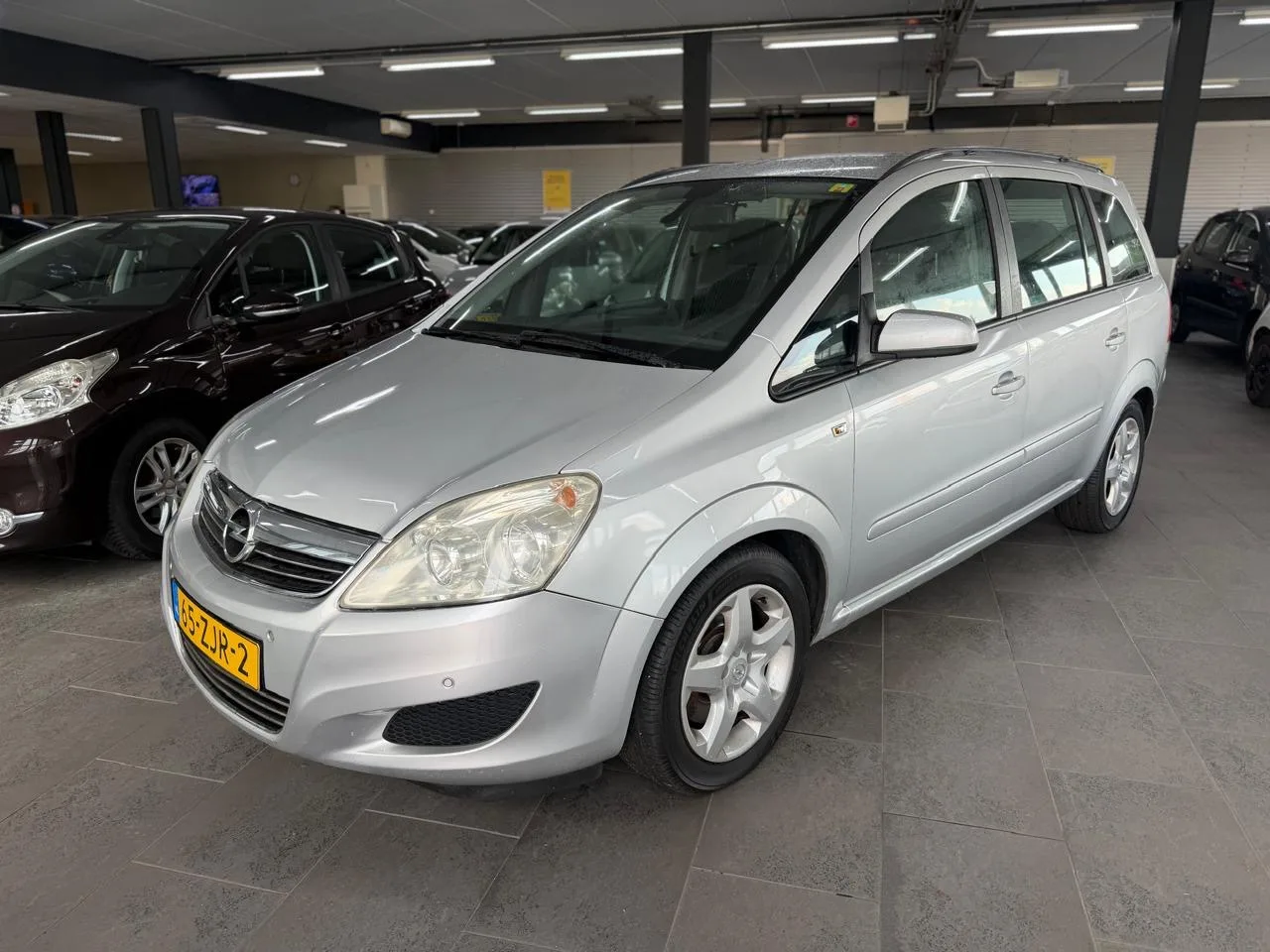 Opel Zafira (2008) — foto 1