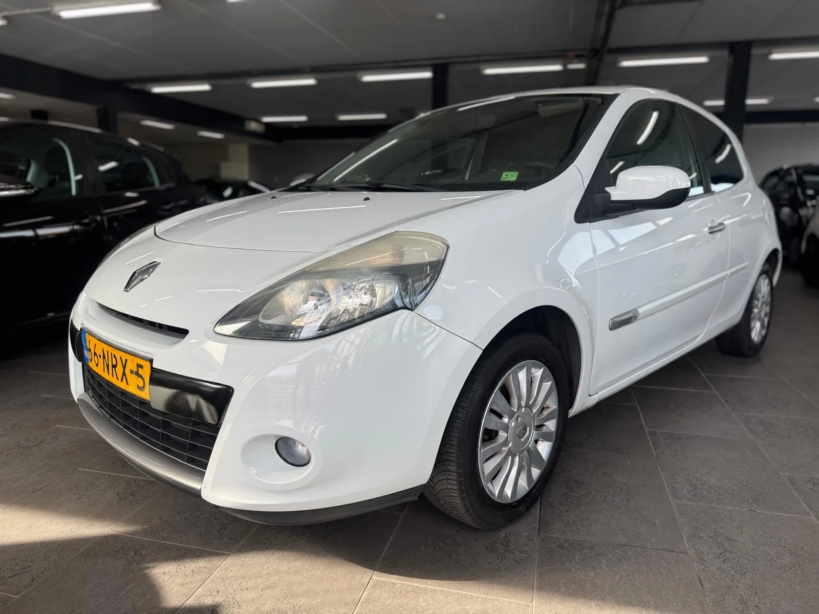 Renault Clio (2010) — foto 1