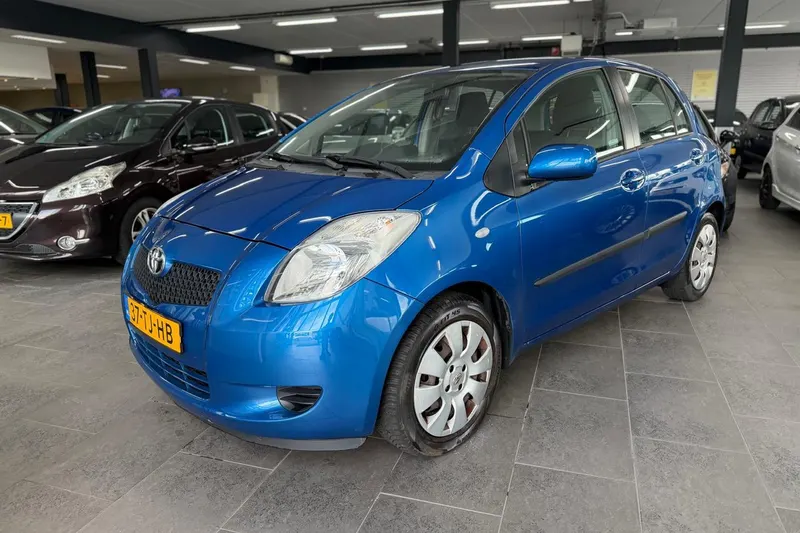 Toyota Yaris (2006)
