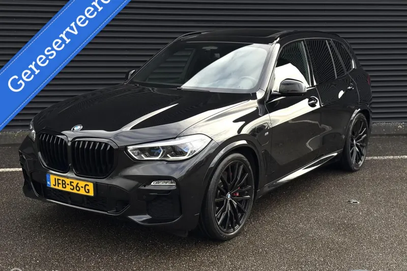 BMW X5 (2021)