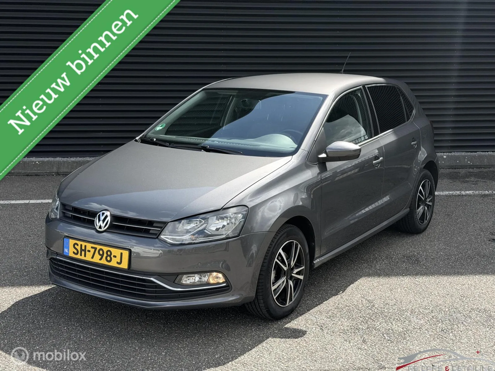 Volkswagen Polo (2016) — foto 1