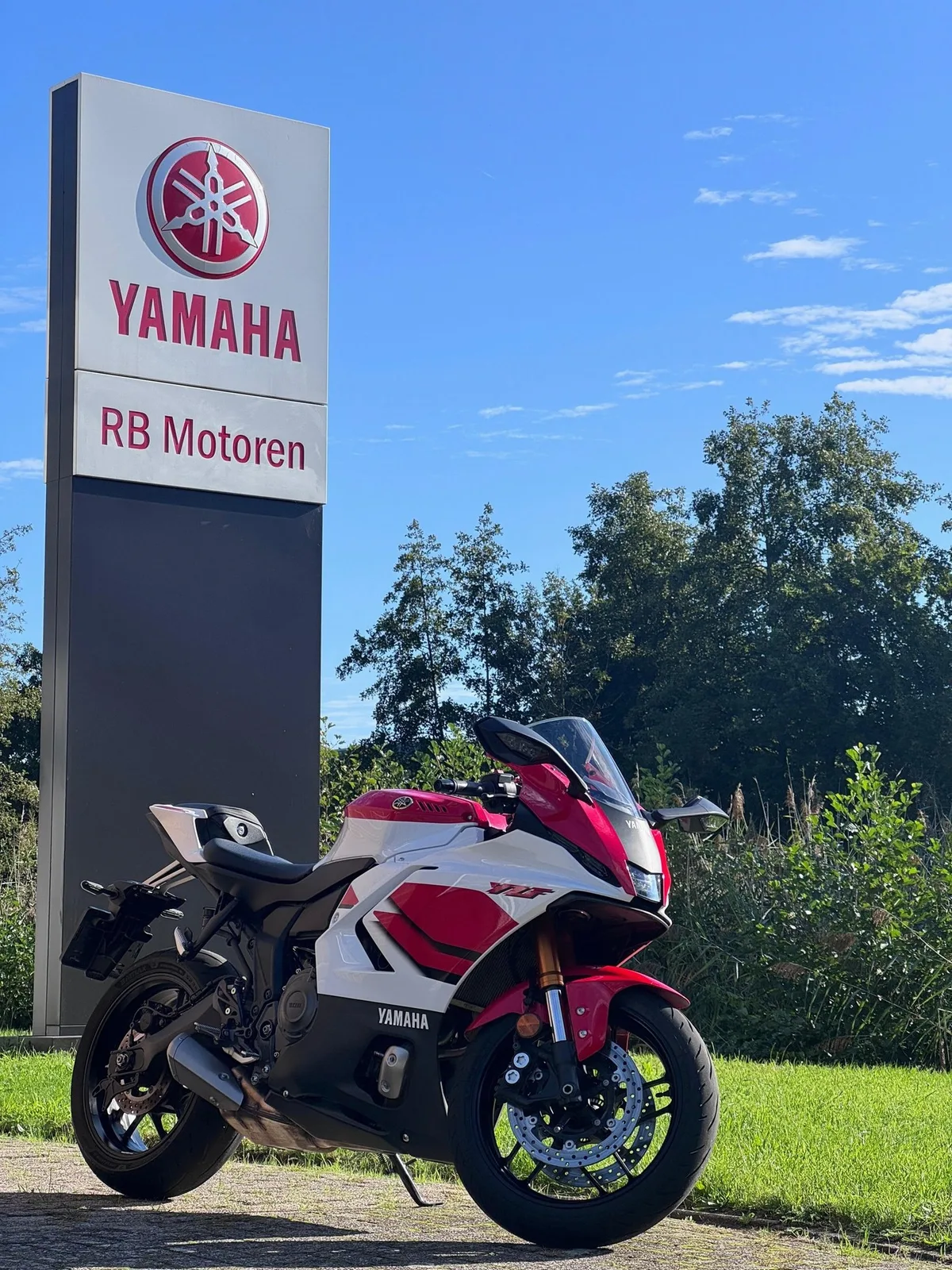 Yamaha YZF-R7 (2026) — foto 1