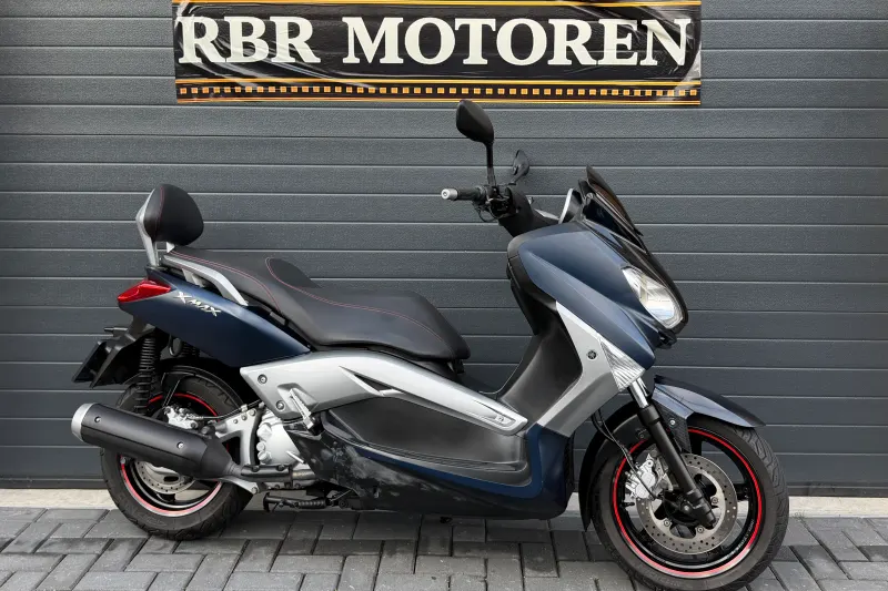 Yamaha X-MAX 250 (2012)