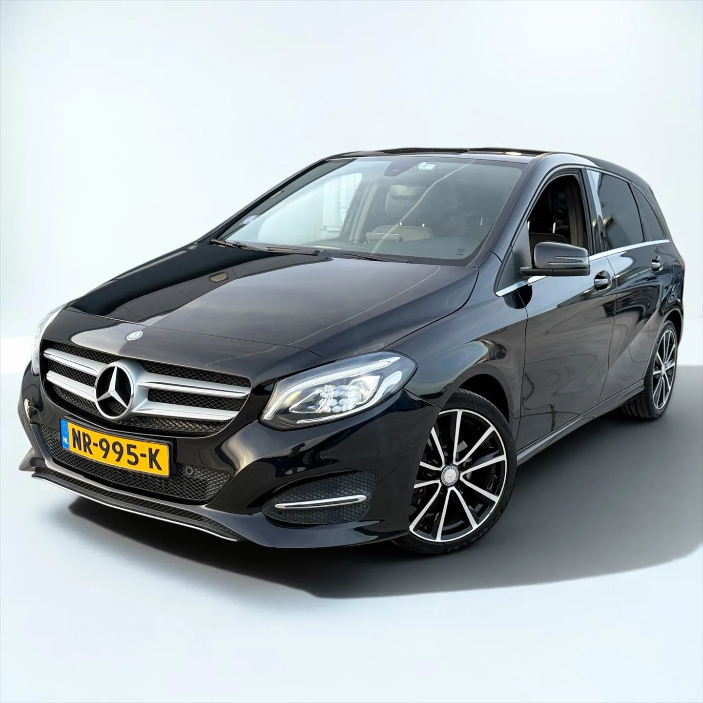 Mercedes-Benz B-Klasse (2017) — foto 1