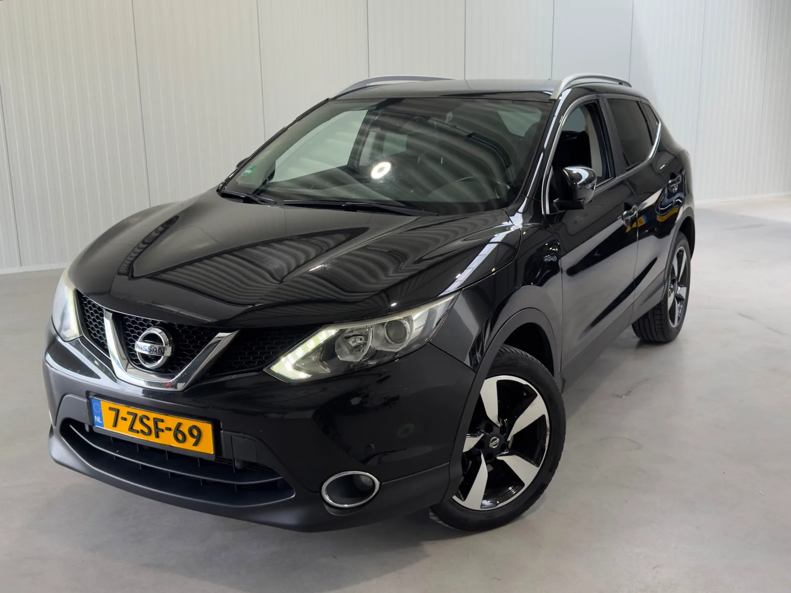 Nissan Qashqai (2015) — foto 1