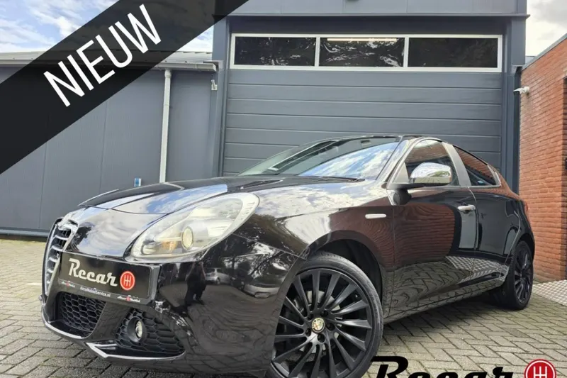 Alfa Romeo Giulietta (2010)