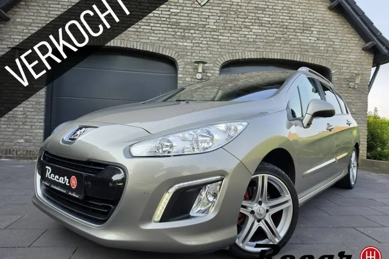 Peugeot 308 (2011)