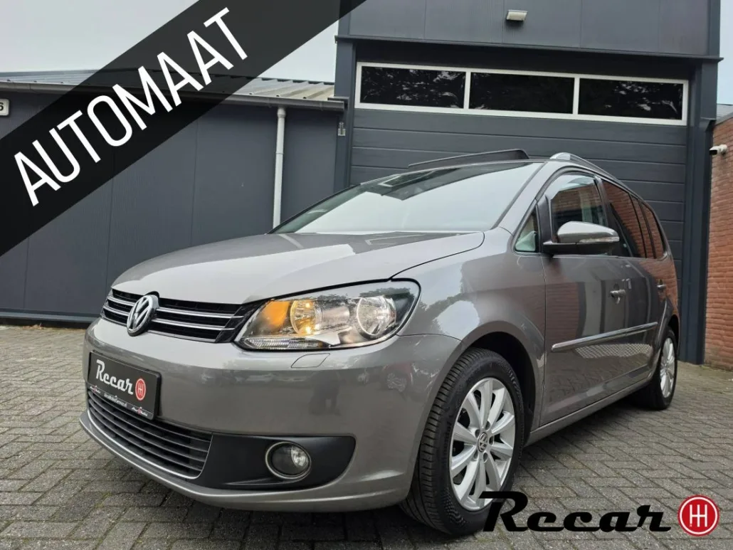 Volkswagen Touran (2011) — foto 1