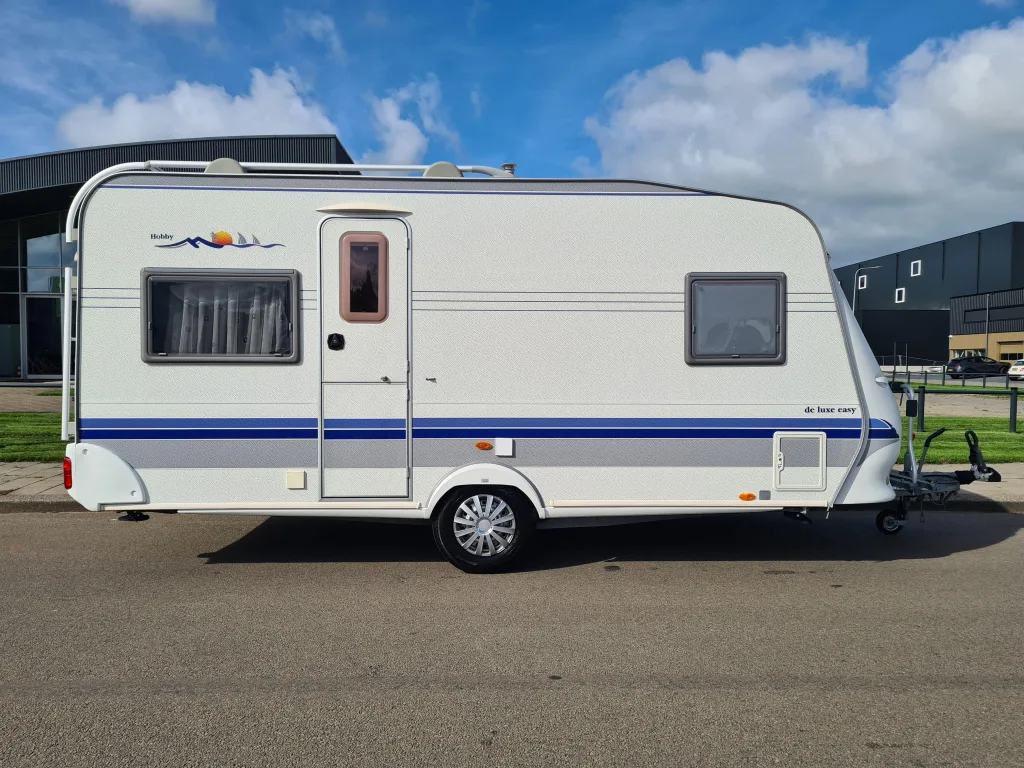 Hobby De Luxe (2005) — foto 1