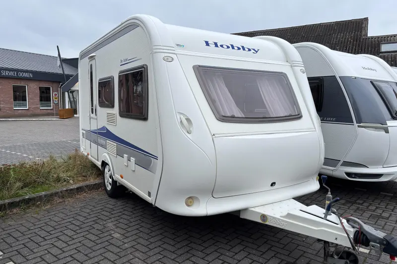 Hobby De Luxe (2009)