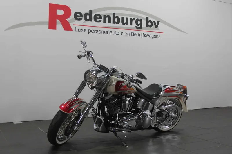 Harley-Davidson 88 FLSTNI Softtail Fatboy (2005)