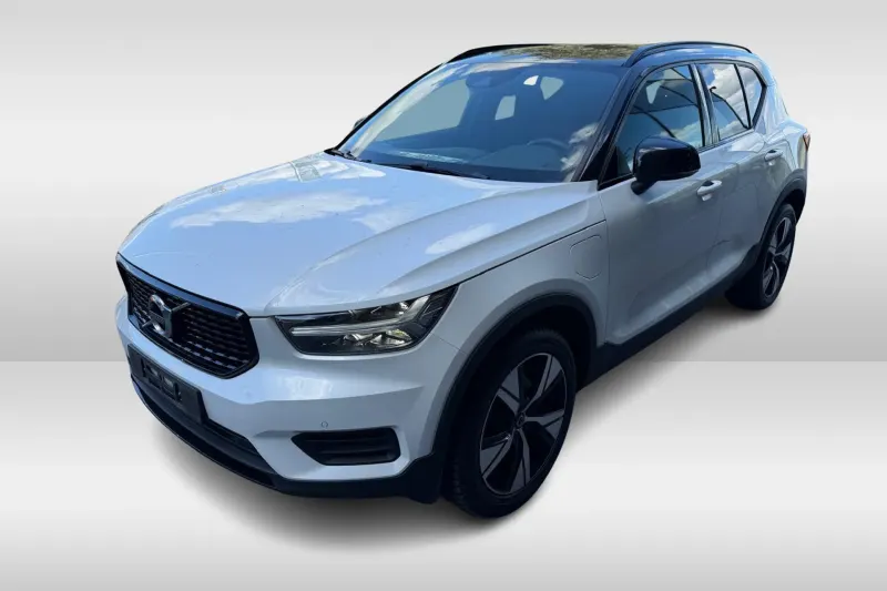 Volvo XC40 (2022)