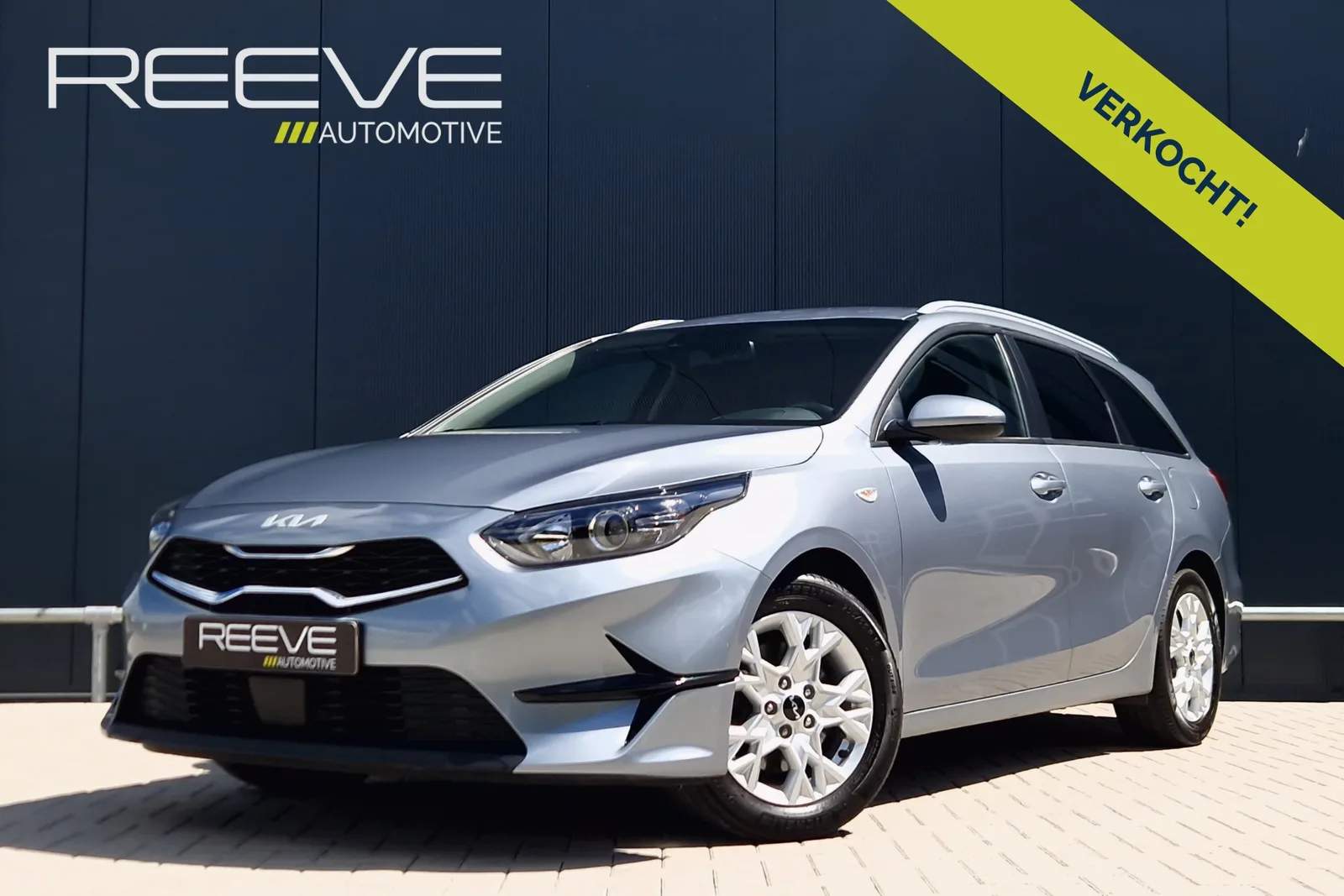 Kia Ceed Sportswagon (2022) — foto 1