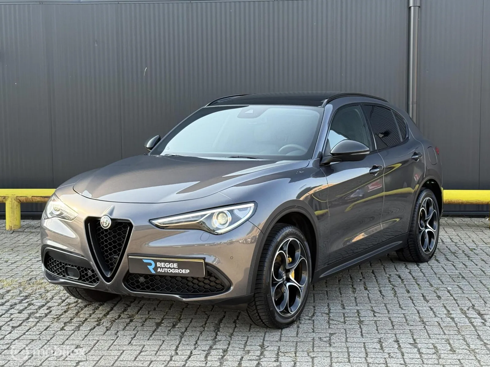 Alfa Romeo Stelvio (2020) — foto 1