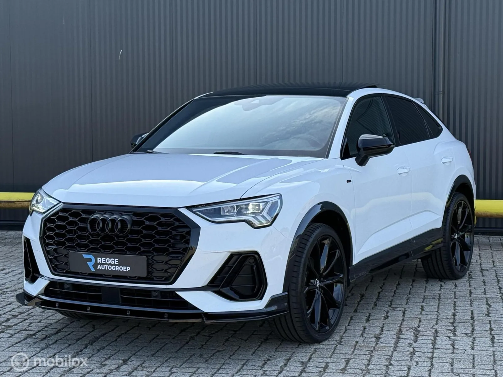 Audi Q3 (2021) — foto 1