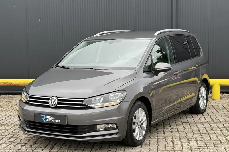 Volkswagen Touran (2015)