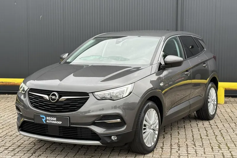Opel Grandland X (2018)