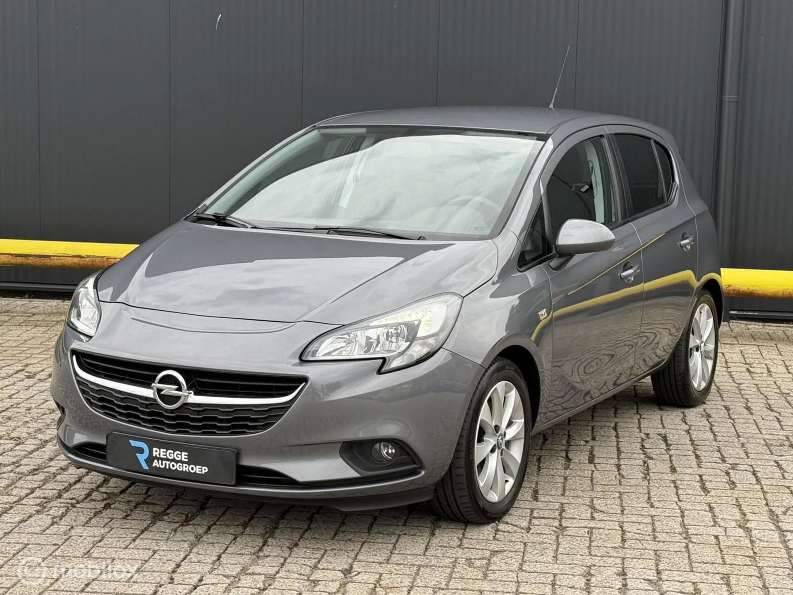 Opel Corsa (2015) — foto 1