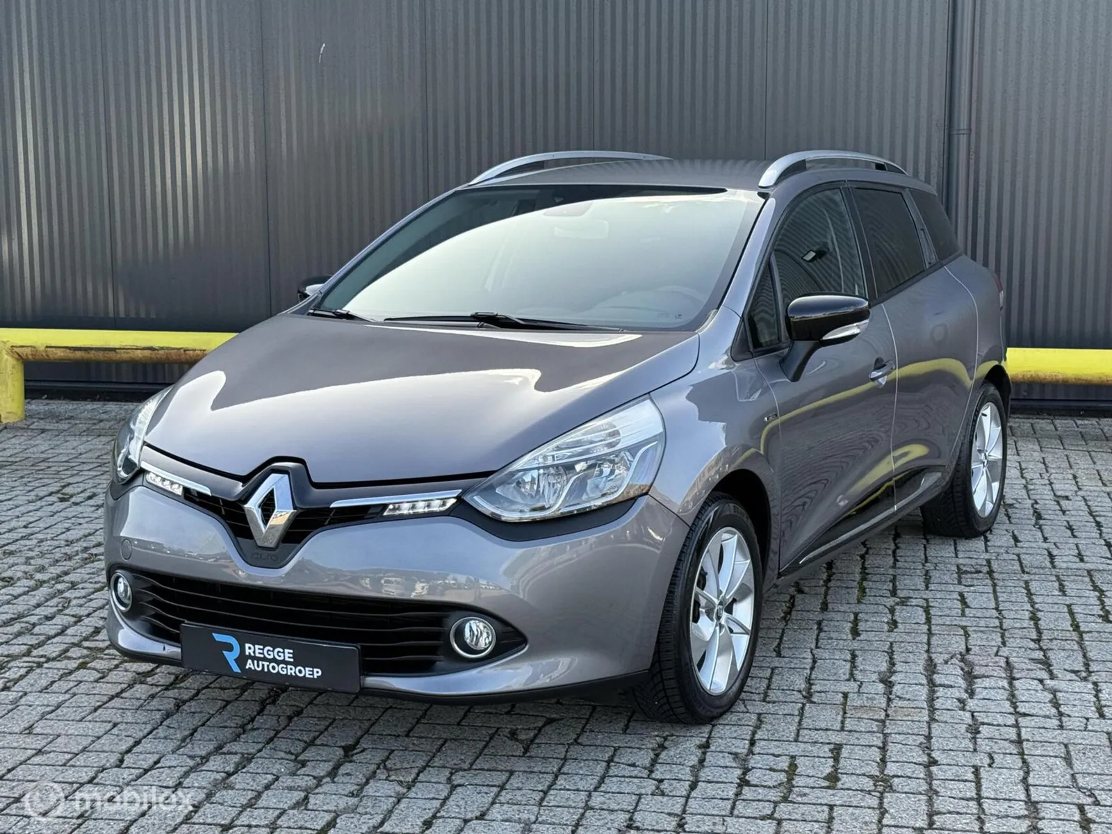 Renault Clio (2015) — foto 1