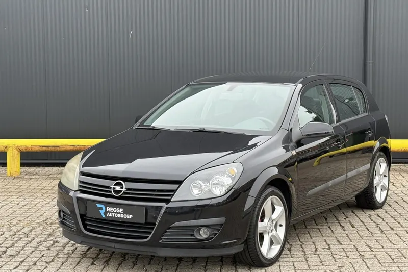 Opel Astra (2004)