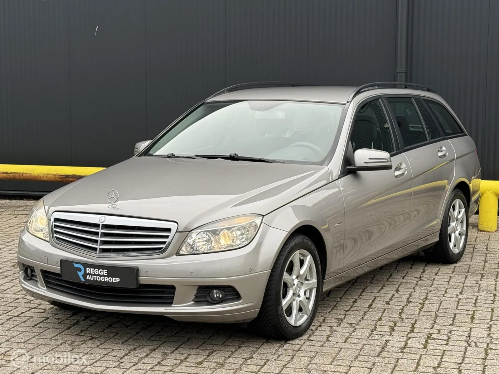 Mercedes-Benz C-Klasse (2009) — foto 1