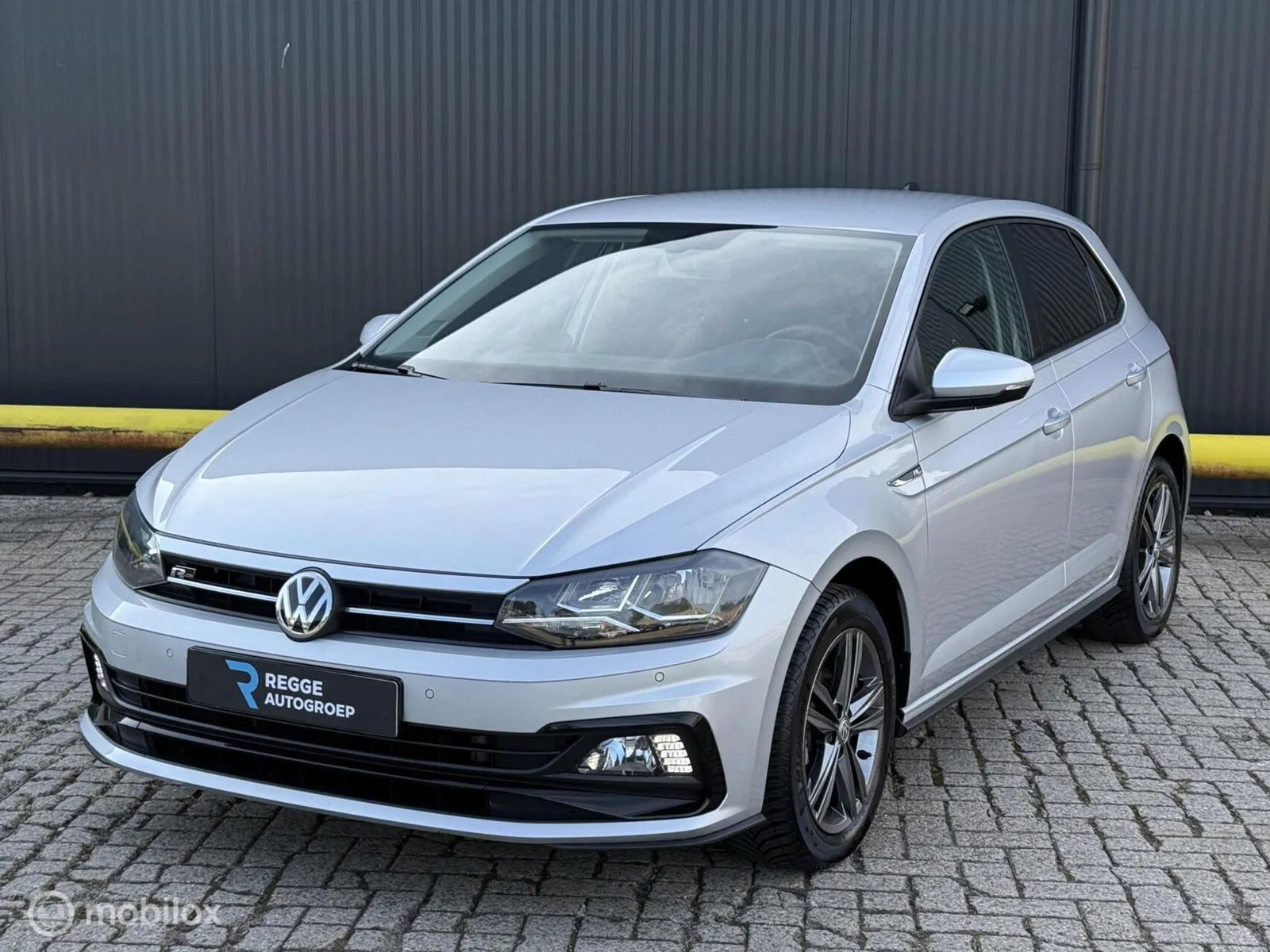 Volkswagen Polo (2020) — foto 1