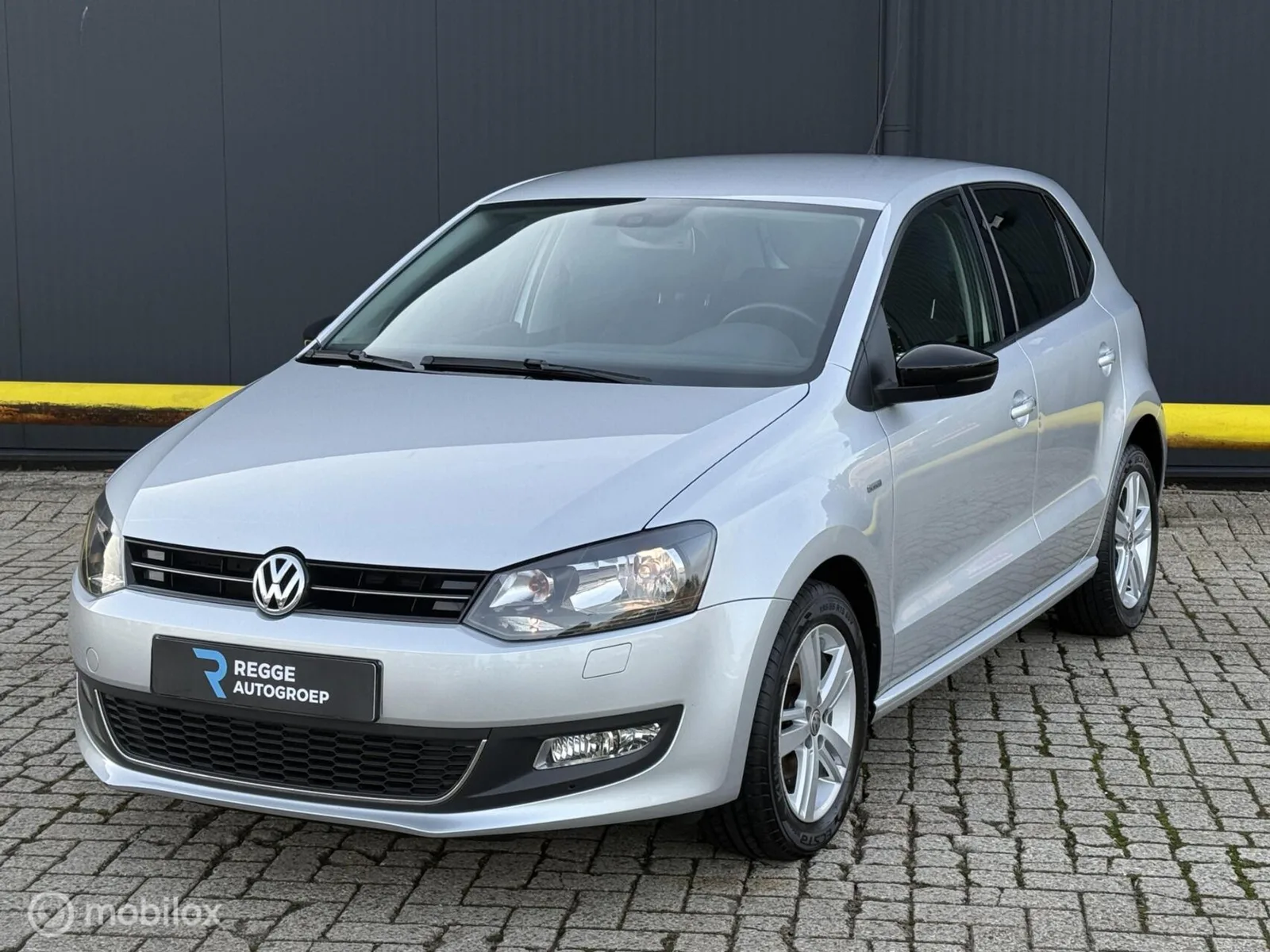 Volkswagen Polo (2012) — foto 1