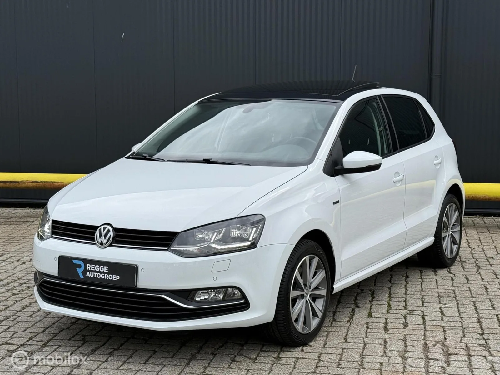 Volkswagen Polo (2016) — foto 1