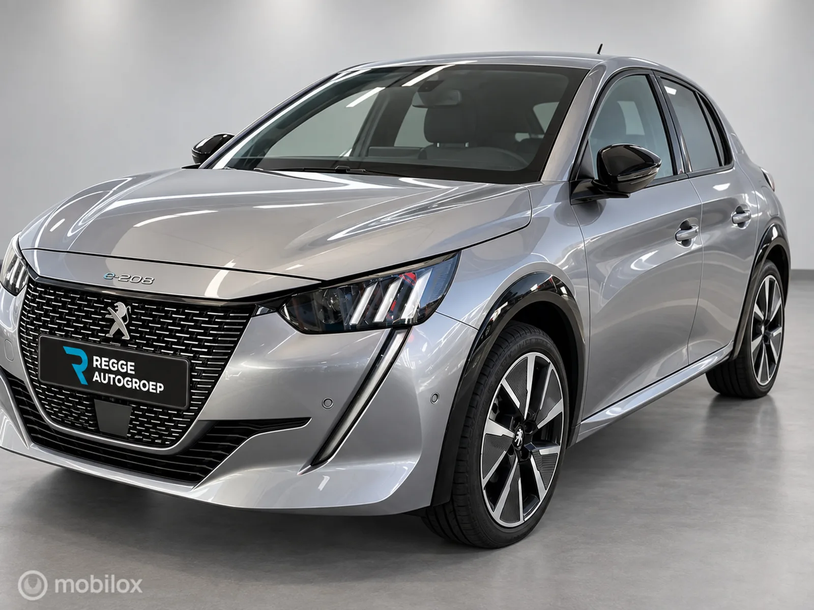 Peugeot e-208 (2020) — foto 1