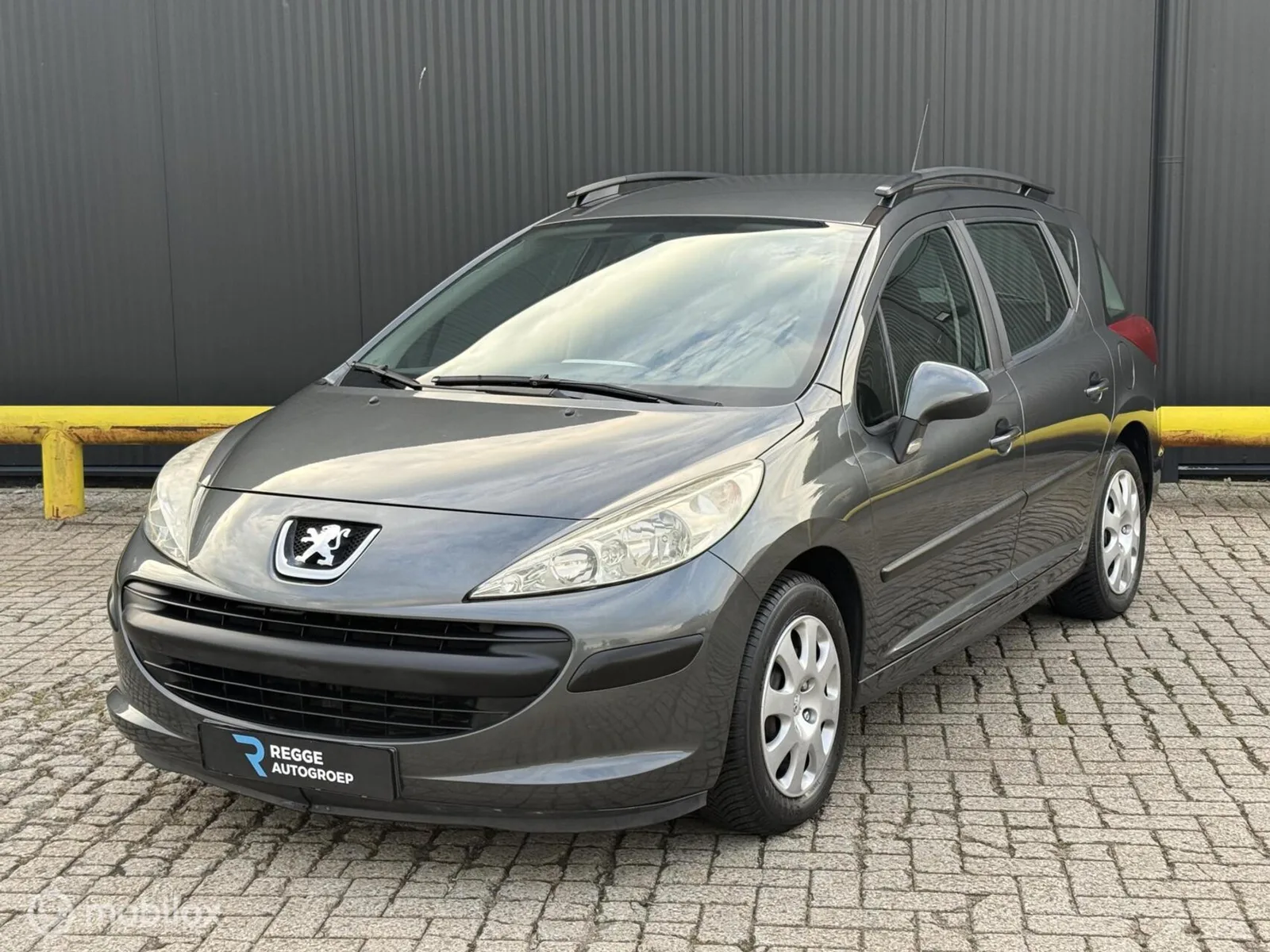 Peugeot 207 (2008) — foto 1