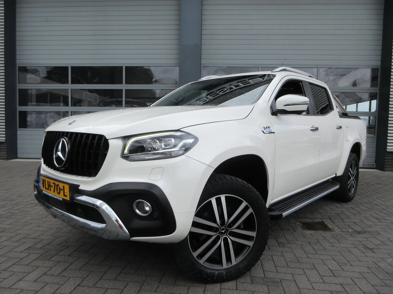 Mercedes-Benz X-klasse (2020) — foto 1