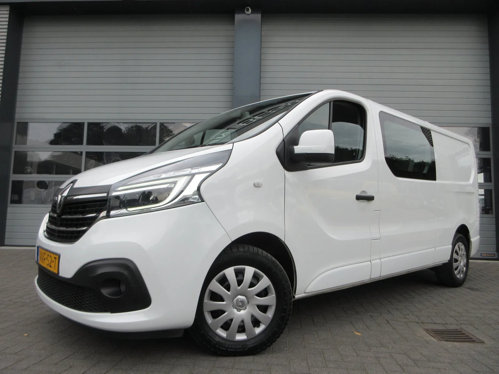 Renault Trafic (2021) — foto 1