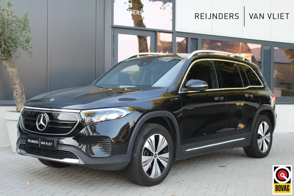 Mercedes-Benz EQB (2022) — foto 1
